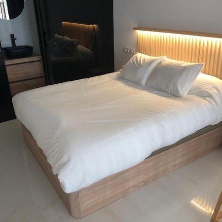 Suite Playamar Con Jacuzzi トレモリノス エクステリア 写真